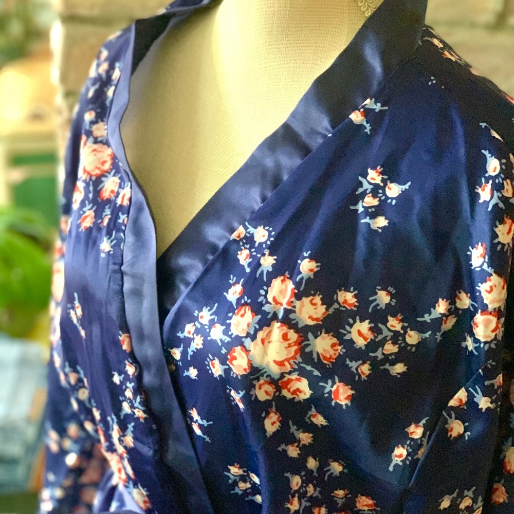 NWT Morgan Lane FAB FIT FUN Bathrobe with Sash, Navy, pink, white  L/XL pockets